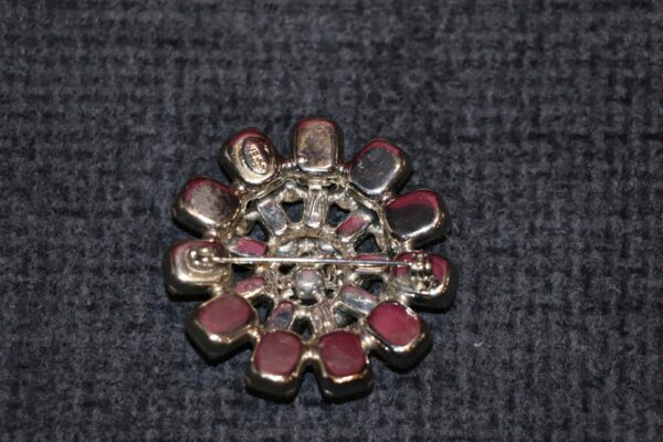 Vintage Signed Weiss Rhinestone Brooch - Image 5