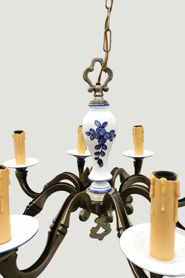 Vintage 8-arm Chandelier With A Delft-style Porcelain Base - Image 5