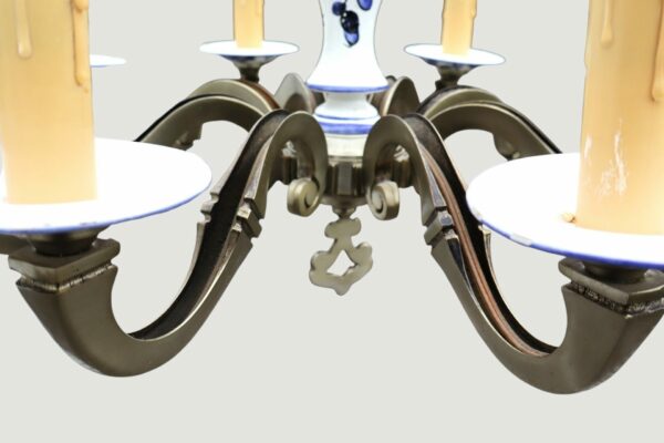 Vintage 8-arm Chandelier With A Delft-style Porcelain Base - Image 4