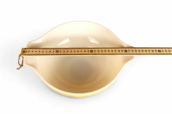Vintage Pyrex Large Mixing Bowl - Image 5