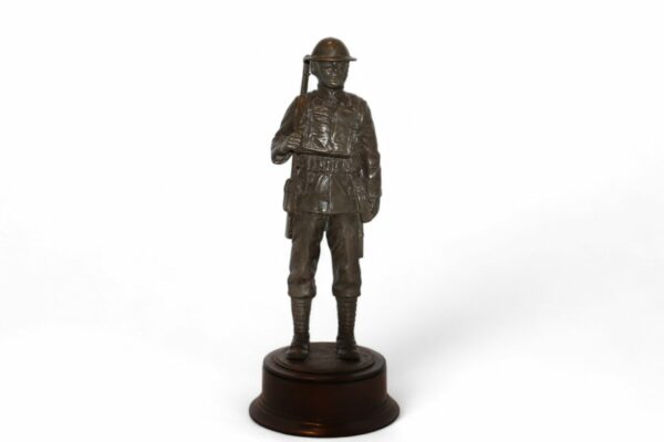 Cold Cast Bronze Resin of a WW1 British Soldier by Peter Hicks - Image 2
