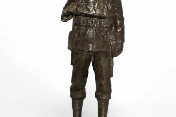 Cold Cast Bronze Resin of a WW1 British Soldier by Peter Hicks - Image 6