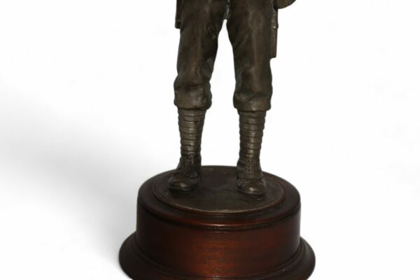 Cold Cast Bronze Resin of a WW1 British Soldier by Peter Hicks - Image 7