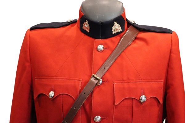 Original 1970s Royal Canadian Mounted Police R.C.M.P Red Serge Uniform with Holster and Handcuff Pouch - Image 8