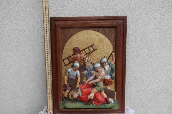 Antique Station of the Cross Hand-Painted in Plaster Framed in Oak - Image 10