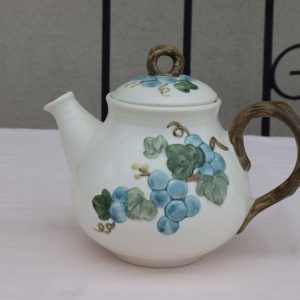 Sculpture Grape Tea Pot by Metlox.
