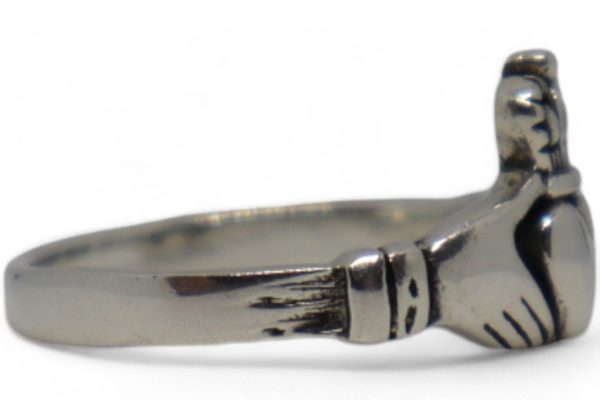 Claddagh Sterling Silver Ring - Image 7