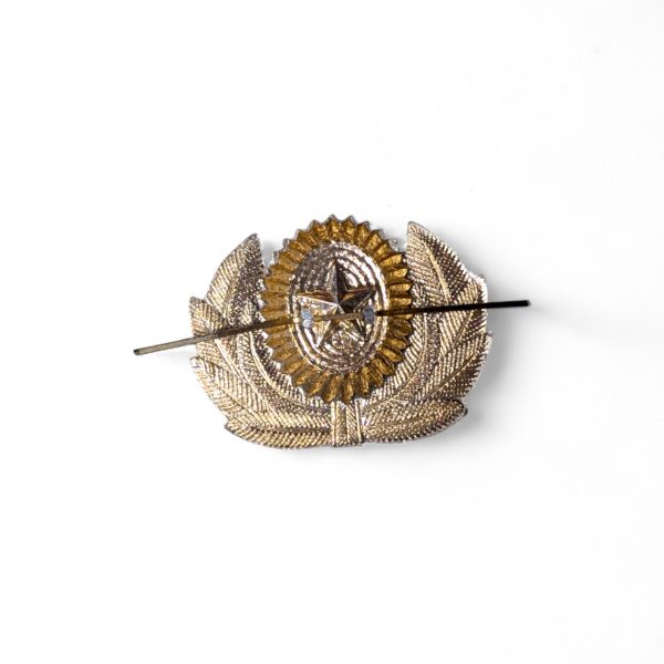 Russian Federation Military Star & Wreath Cockade Hat Badge - Image 2